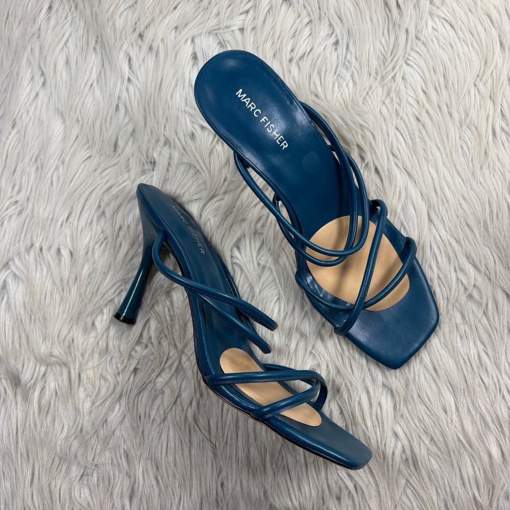 Marc Fisher Women's 10 Teal Blue Faux Leather Strappy Fashyn Sandal Square Toe